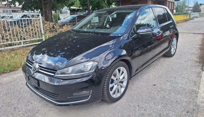 Volkswagen Golf  - 2012