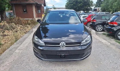 Volkswagen Golf  - 2012
