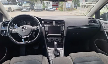 Volkswagen Golf  - 2012