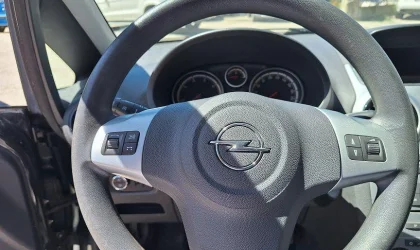 Opel Corsa  - 2014