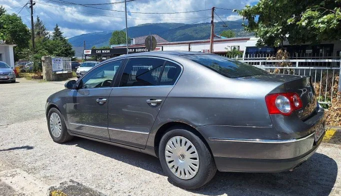 Volkswagen Passat  - 2007