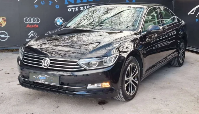Volkswagen Passat  - 2015
