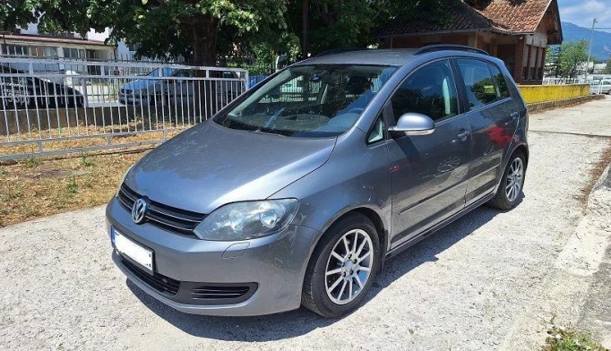 Volkswagen Golf  - 2009