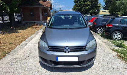 Volkswagen Golf  - 2009