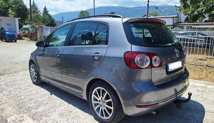 Volkswagen Golf  - 2009