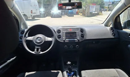 Volkswagen Golf  - 2009