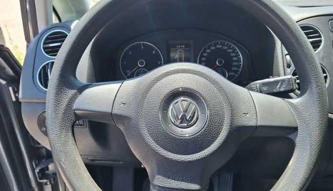 Volkswagen Golf  - 2009