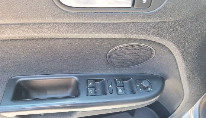 Volkswagen Golf  - 2009
