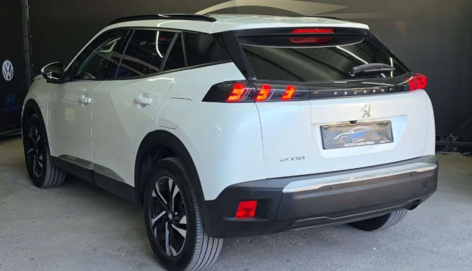 Peugeot 2008  - 2020