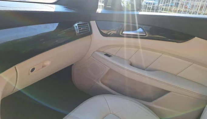 Mercedes-Benz CLS-Class  - 2012