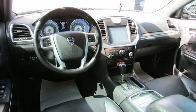 Lancia Thema  - 2013