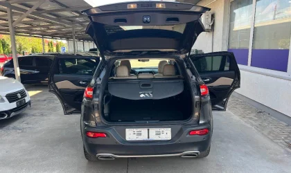 Jeep Cherokee  - 2015
