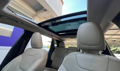 Jeep Cherokee  - 2015