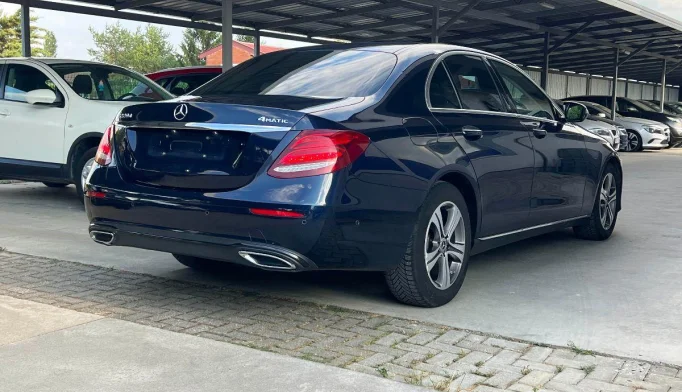 Mercedes-Benz E-Class  - 2018