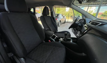 Nissan Qashqai  - 2015