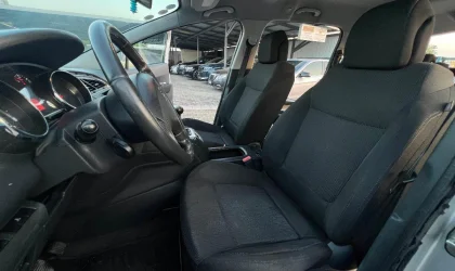 Peugeot 5008  - 2011