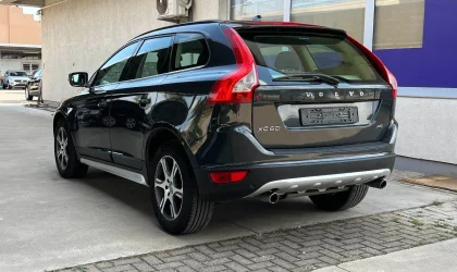 Volvo XC60  - 2010