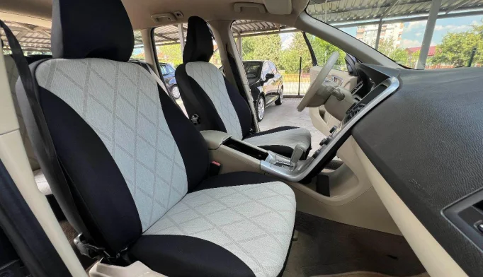 Volvo XC60  - 2010