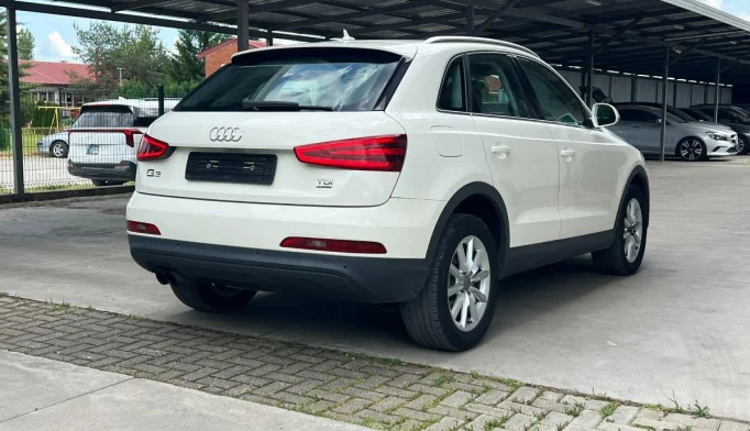 Audi Q3  - 2013