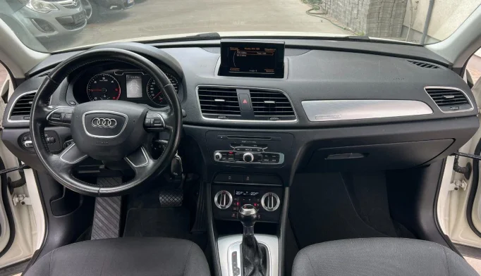 Audi Q3  - 2013