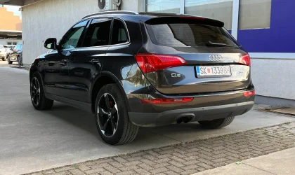 Audi Q5  - 2010