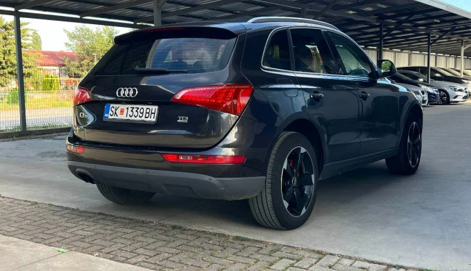 Audi Q5  - 2010