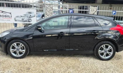Ford Focus  - 2013