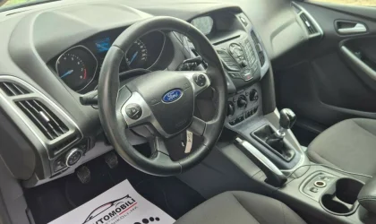 Ford Focus  - 2013