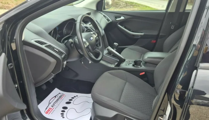 Ford Focus  - 2013