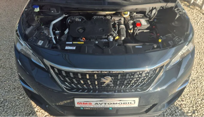Peugeot 3008  - 2019