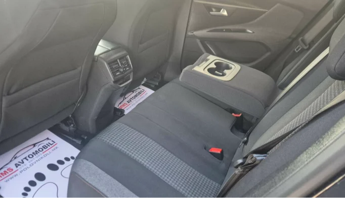 Peugeot 3008  - 2019
