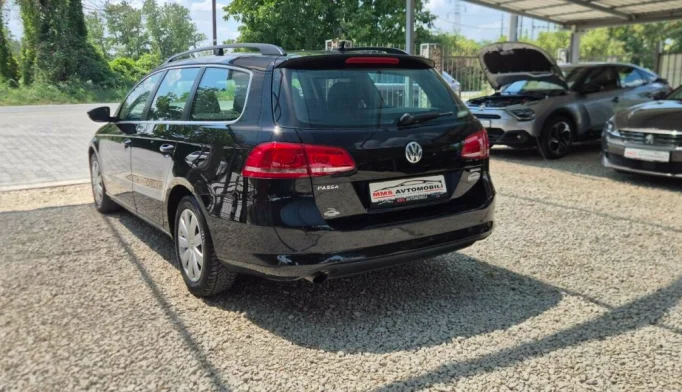 Volkswagen Passat  - 2013