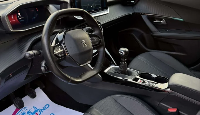 Peugeot 2008  - 2021