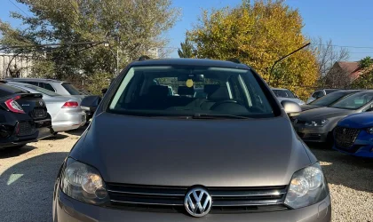 Volkswagen Golf  - 2009
