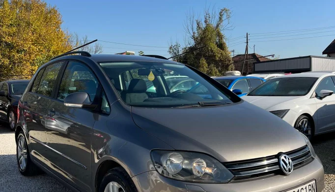 Volkswagen Golf  - 2009