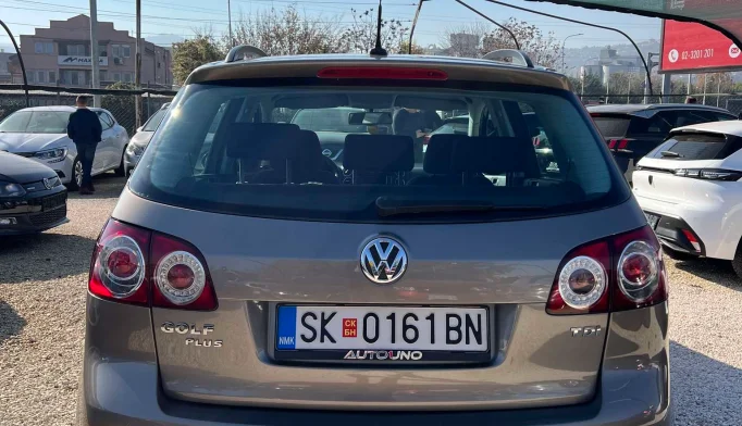 Volkswagen Golf  - 2009