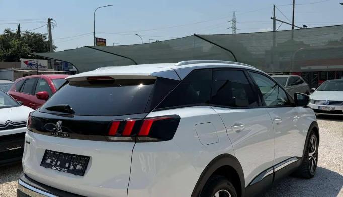 Peugeot 3008  - 2020