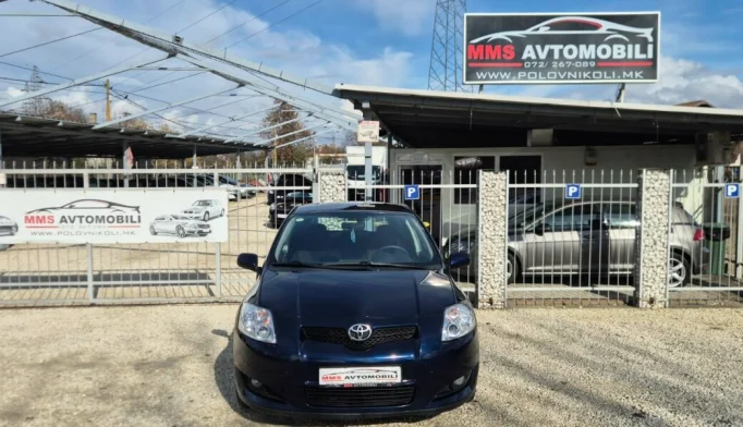 Toyota Auris  - 2008