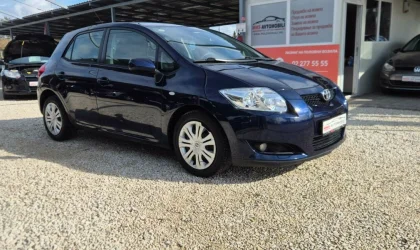 Toyota Auris  - 2008