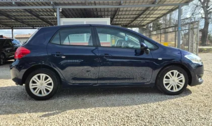 Toyota Auris  - 2008