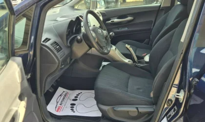 Toyota Auris  - 2008