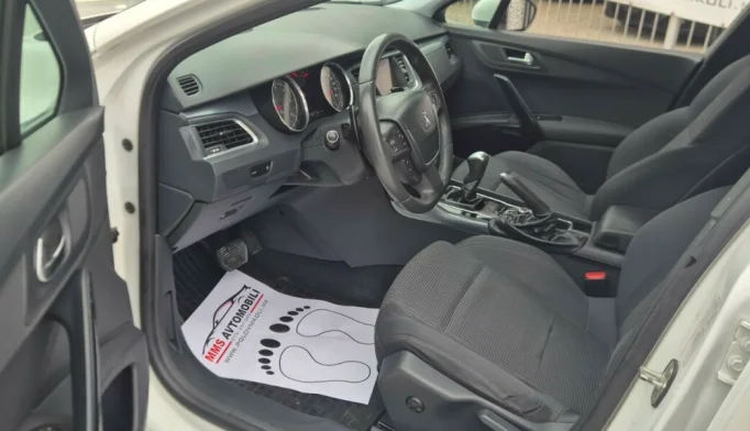 Peugeot 508  - 2011