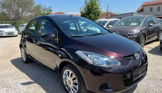 Mazda 2  - 2008