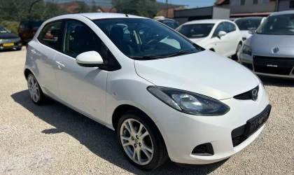 Mazda 2  - 2009