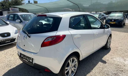 Mazda 2  - 2009