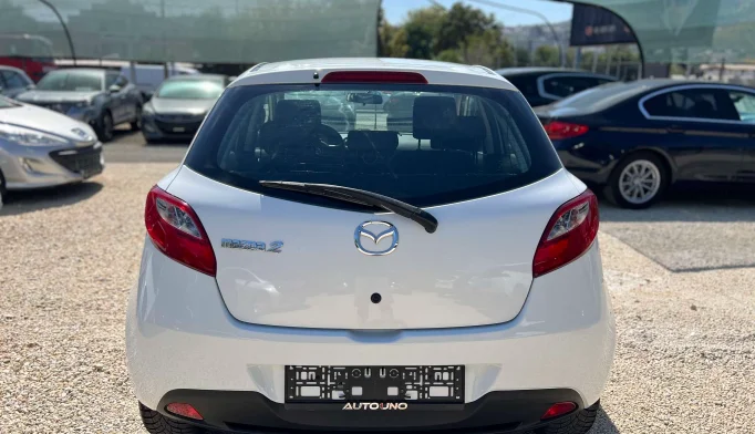 Mazda 2  - 2009