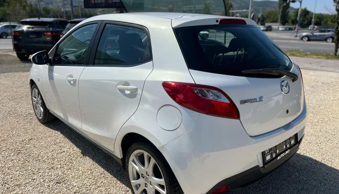 Mazda 2  - 2009