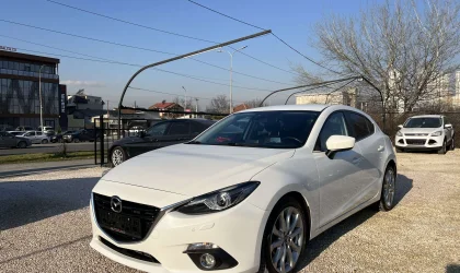 Mazda 3  - 2014