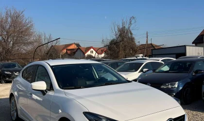 Mazda 3  - 2014