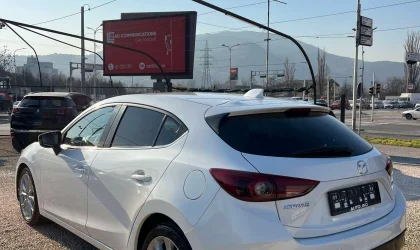 Mazda 3  - 2014